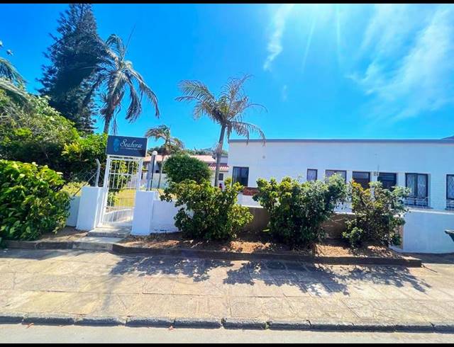 1 BEDROOM PROPERTY TO RENT IN LAWRENCE ROCKS